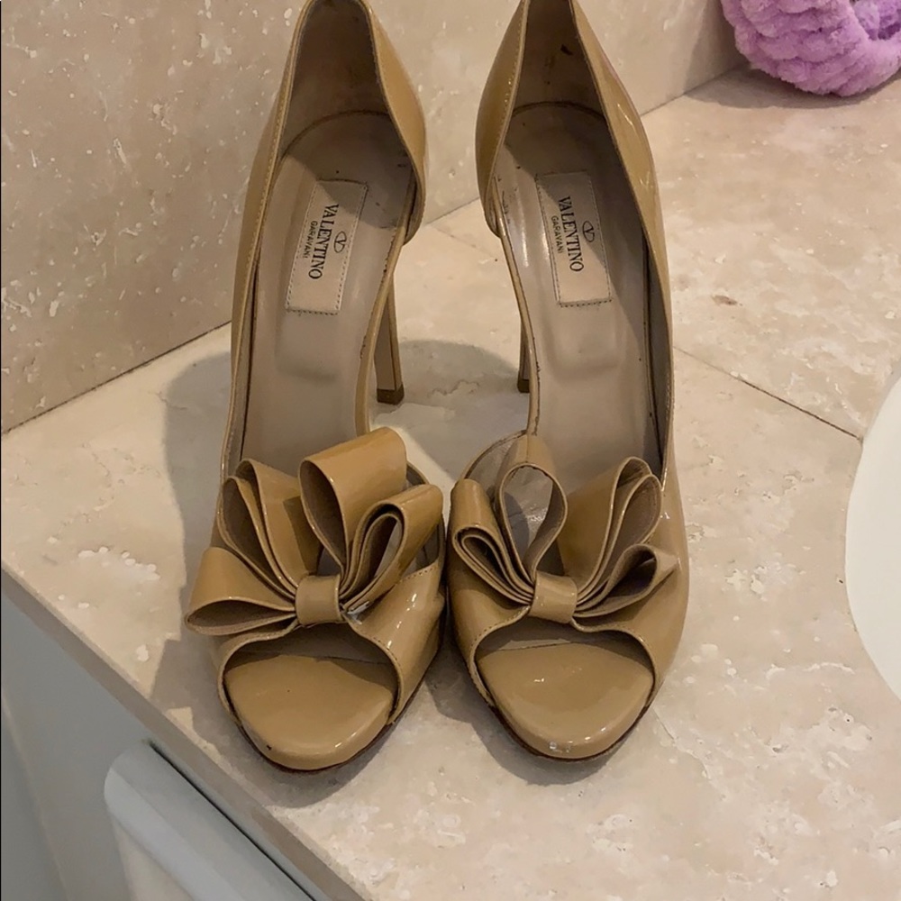Valentino couture signature bow d’orsay pumps
